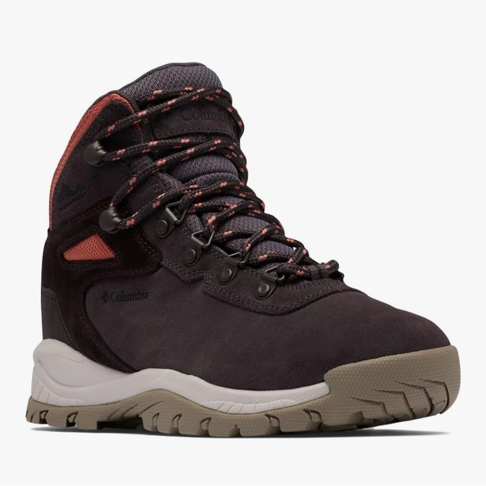 Columbia Women's Discontinued Newton Ridge Waterproof Amped Hiking Boot (Size 9)